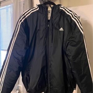 Large adidas mens jacket. Used - like new.